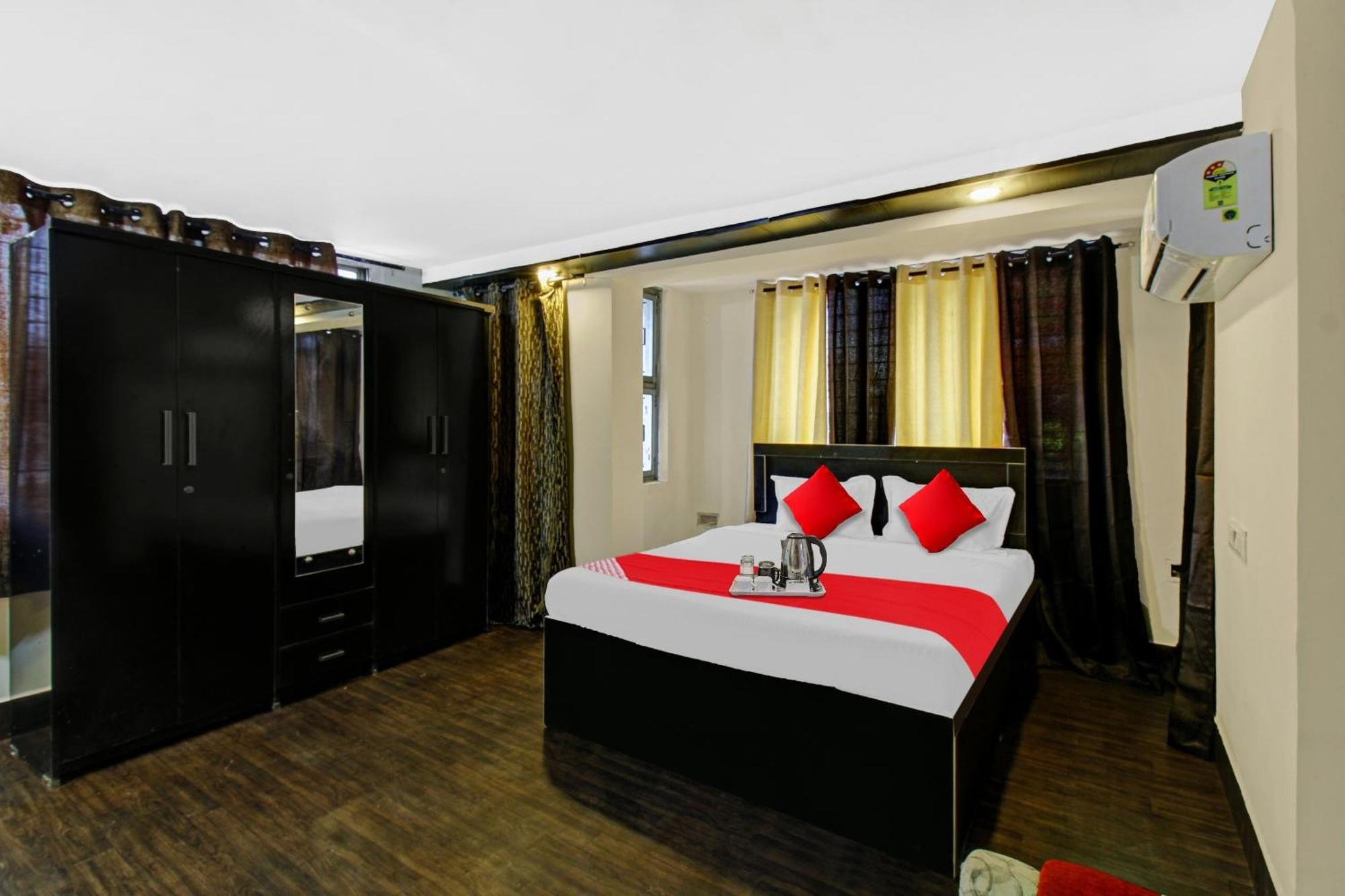 Hotel O Gopika Stay Inn Nagpur Exteriör bild